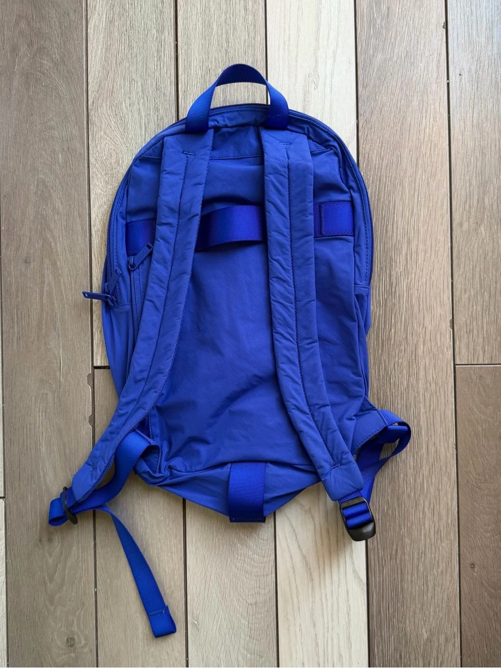 AWAY Active Backpack in Royal Blue